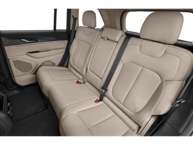 2024 Jeep Grand Cherokee Laredo X 4x2