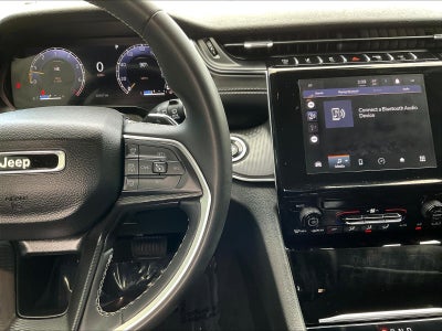 2023 Jeep Grand Cherokee L Laredo 4x4