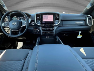 2026 RAM 1500 Big Horn Crew Cab 4x4 5'7' Box