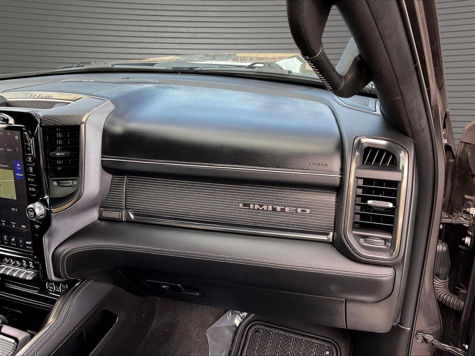 2020 RAM 1500 Limited Crew Cab 4x4 5'7' Box