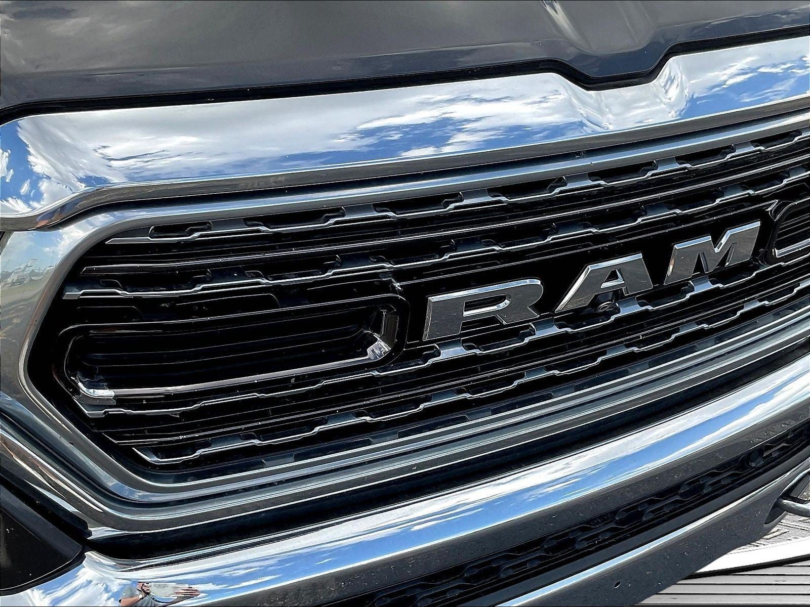 2020 RAM 1500 Limited Crew Cab 4x4 5'7' Box