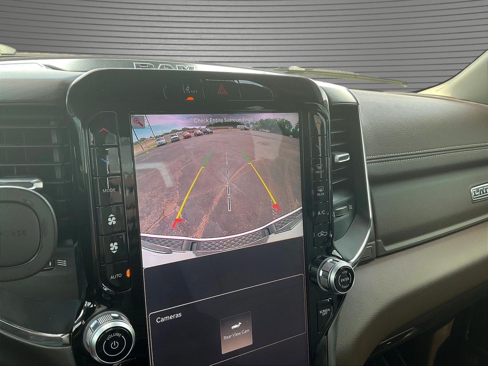 2025 RAM 1500 Laramie Crew Cab 4x4 5'7' Box