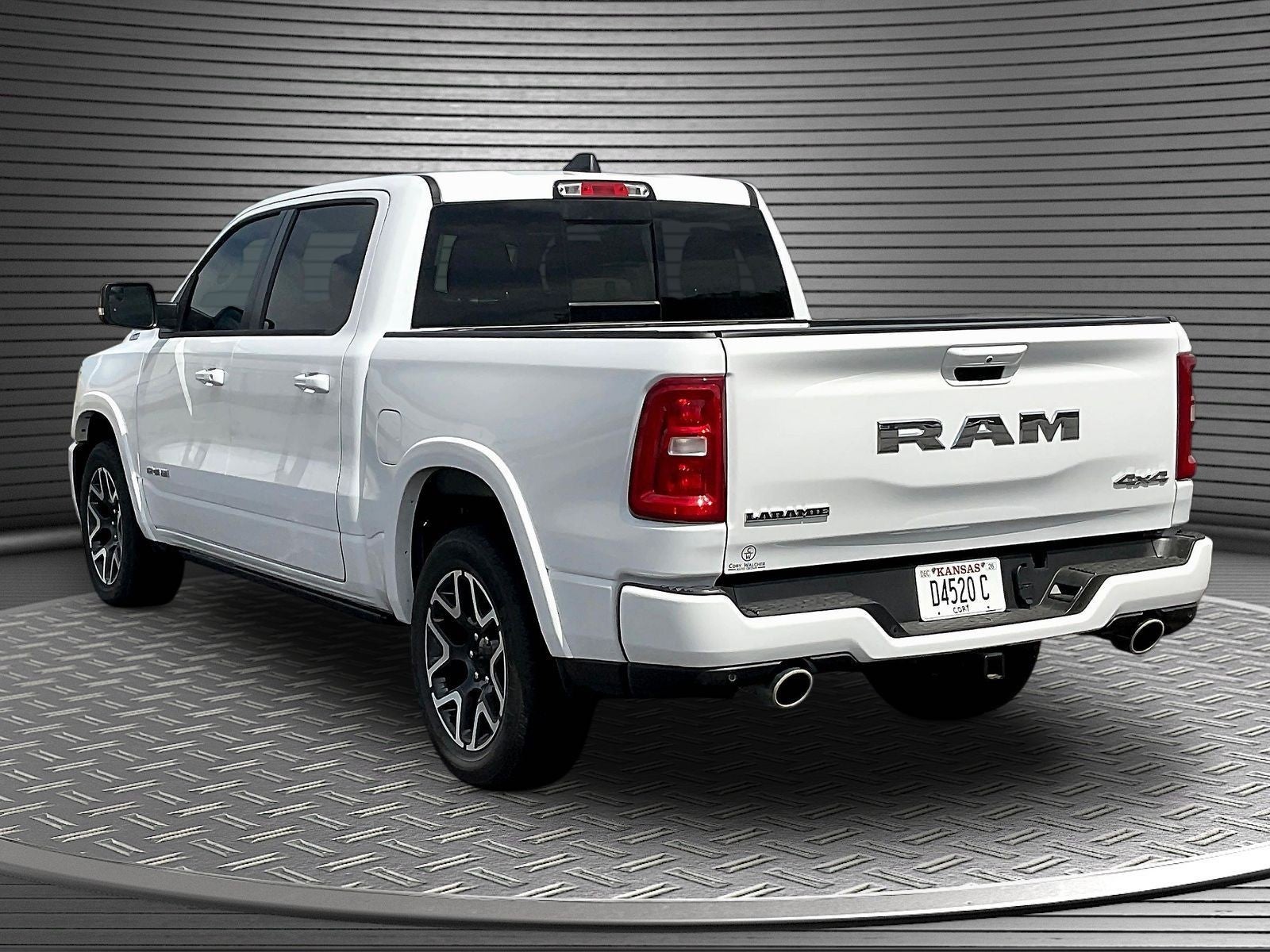 2025 RAM 1500 Laramie Crew Cab 4x4 5'7' Box