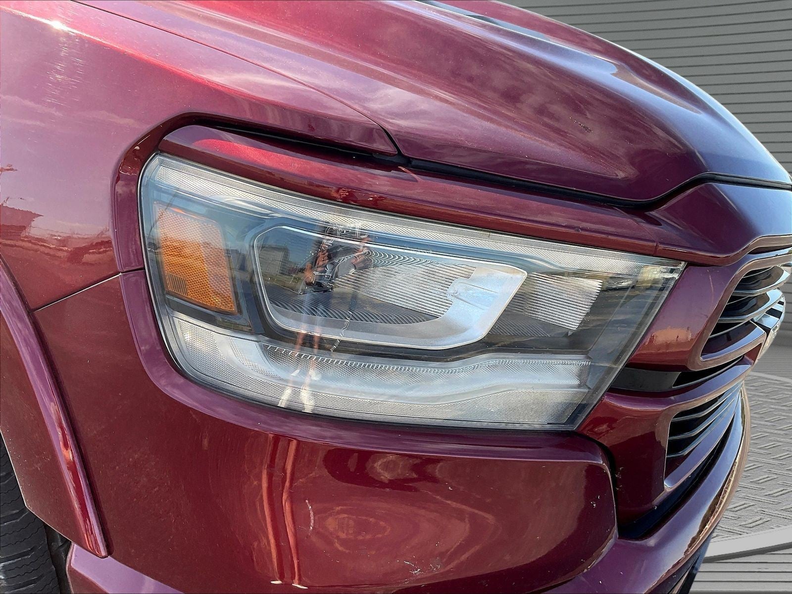 2022 RAM 1500 Laramie Crew Cab 4x4 5'7' Box