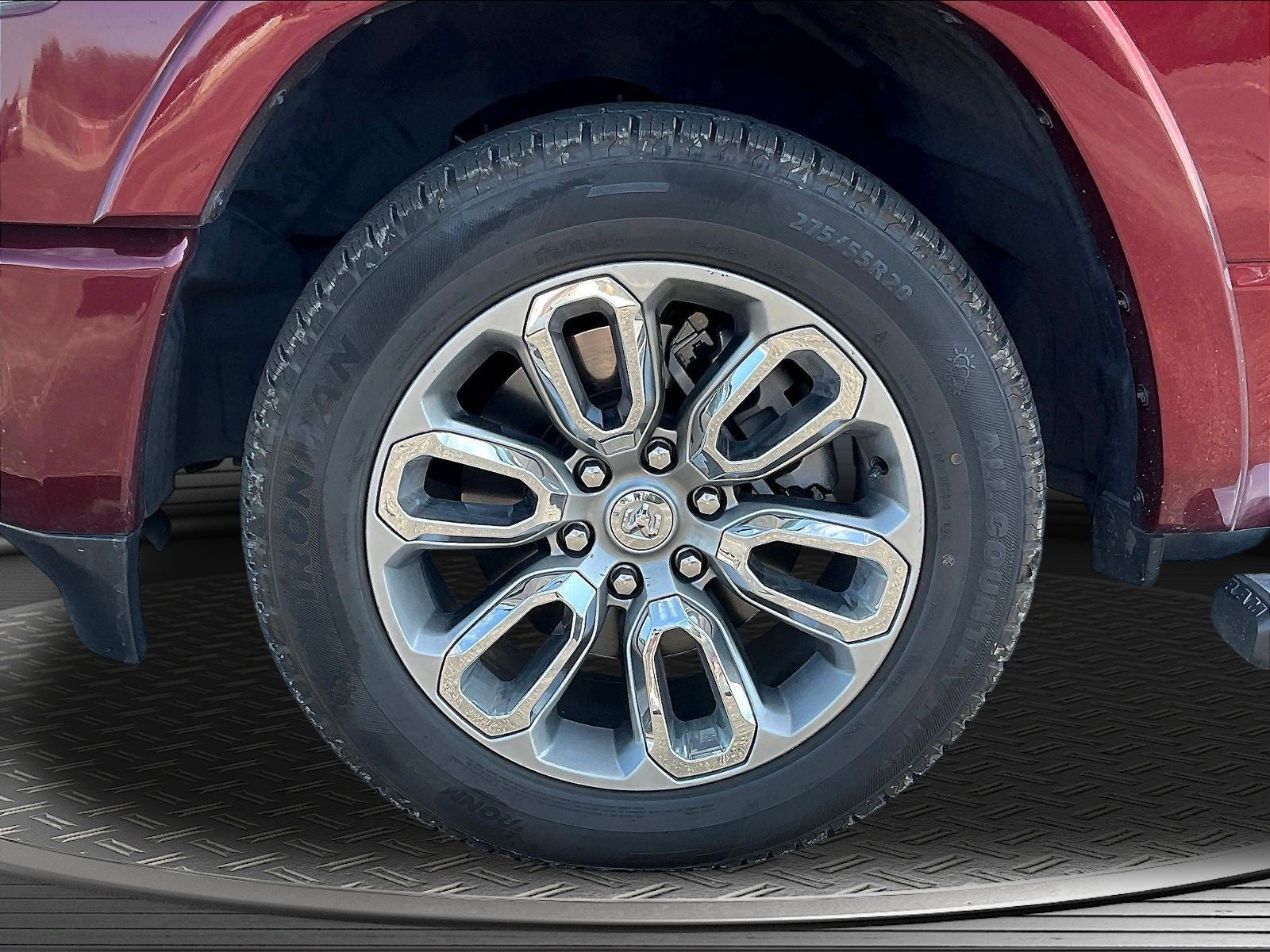 2022 RAM 1500 Laramie Crew Cab 4x4 5'7' Box
