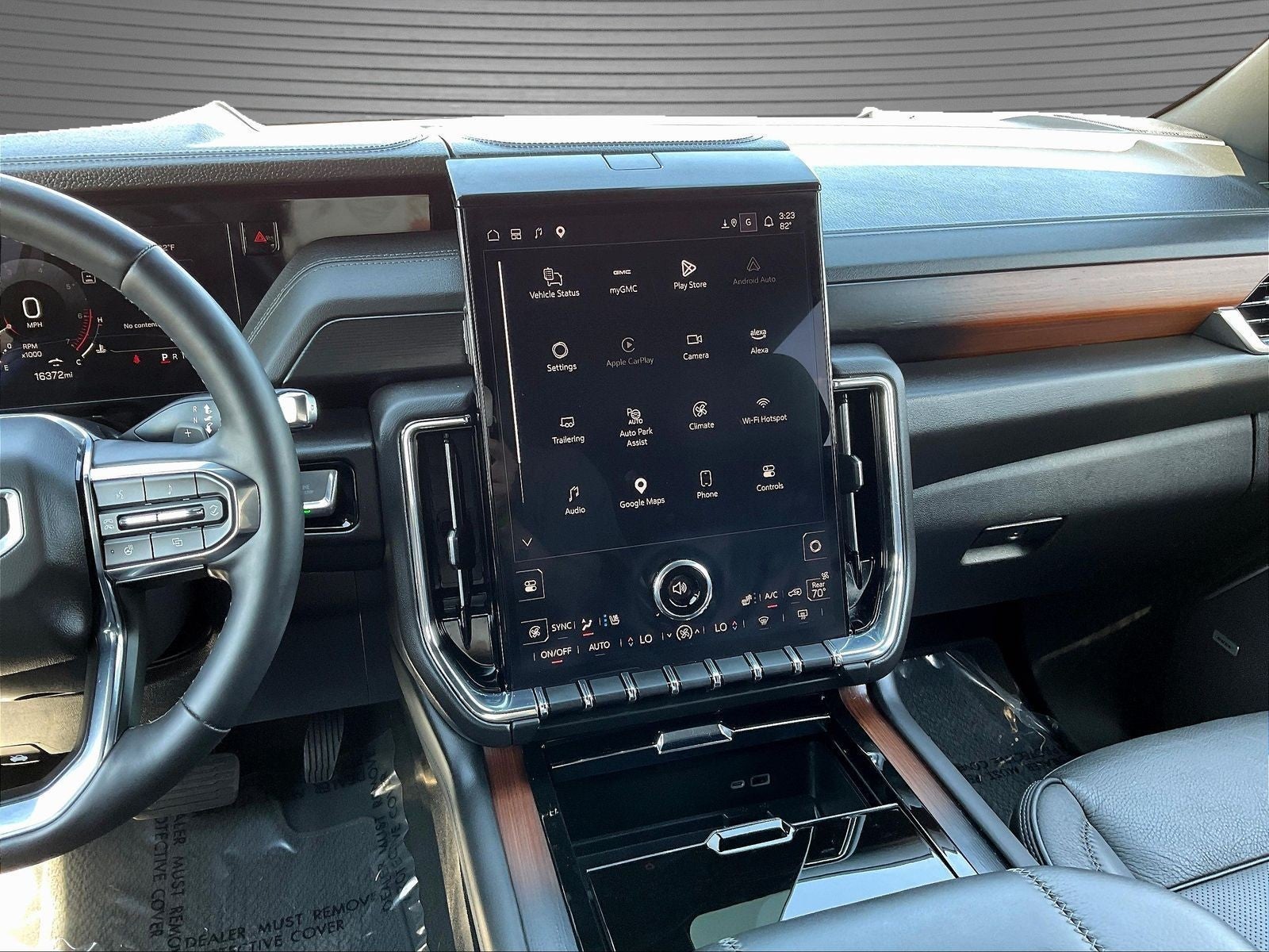 2025 GMC Yukon 4WD Denali