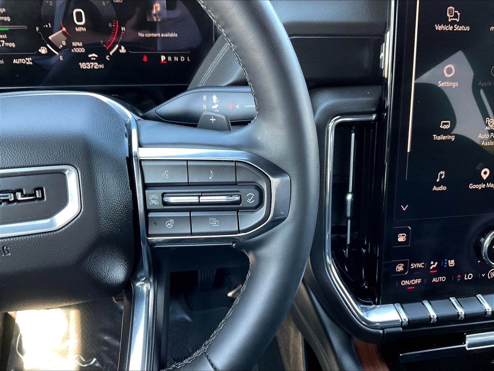2025 GMC Yukon 4WD Denali