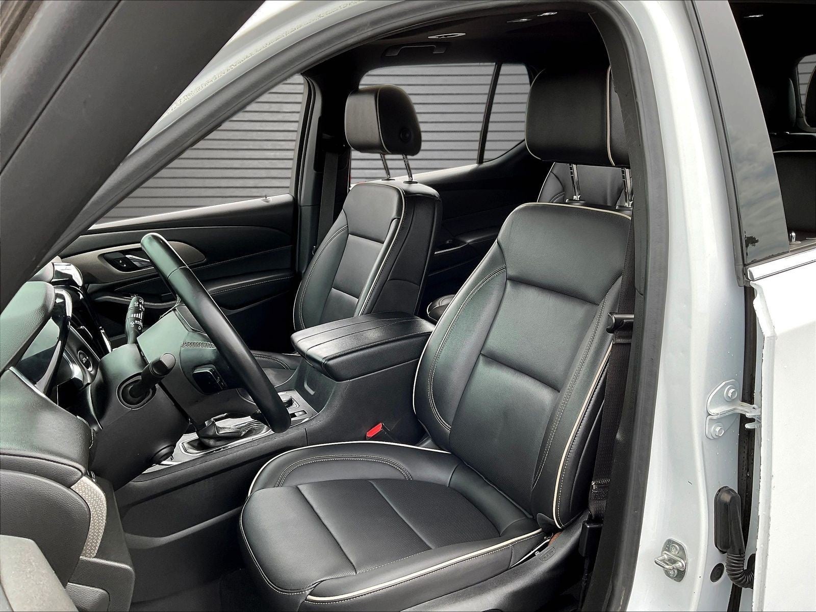 2023 Chevrolet Traverse FWD Premier