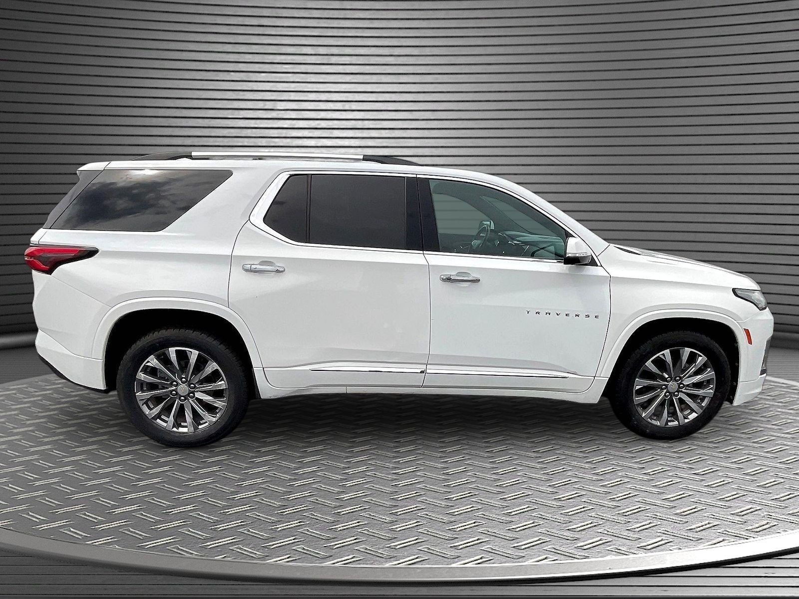 2023 Chevrolet Traverse FWD Premier