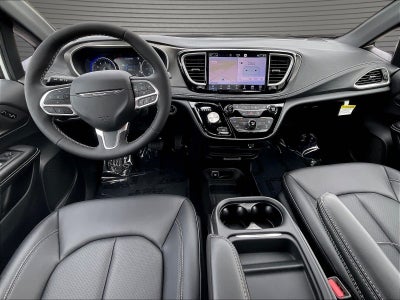 2027 Chrysler Pacifica PACIFICA SELECT