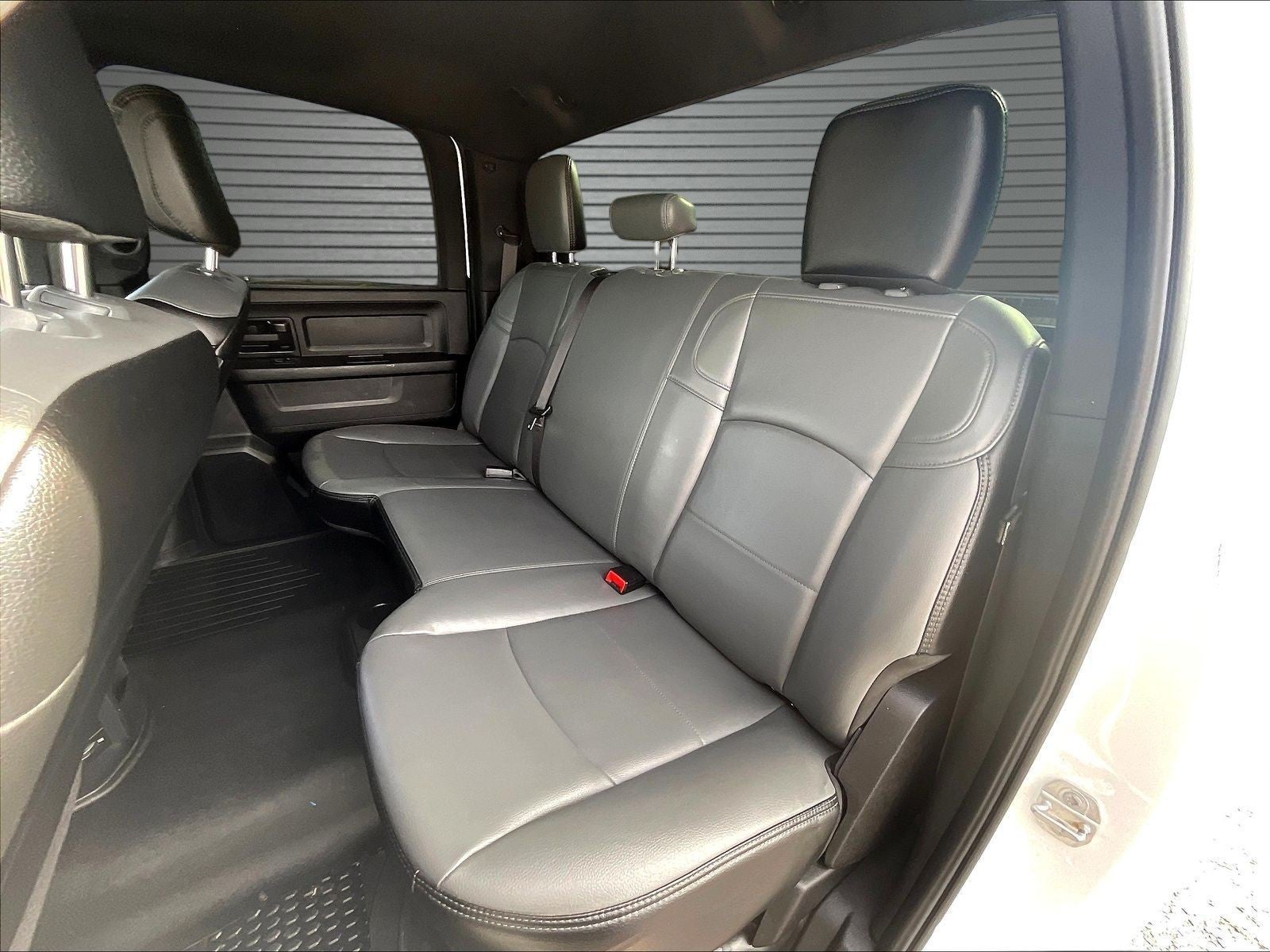 2023 RAM 2500 Tradesman Crew Cab 4x4 6'4' Box