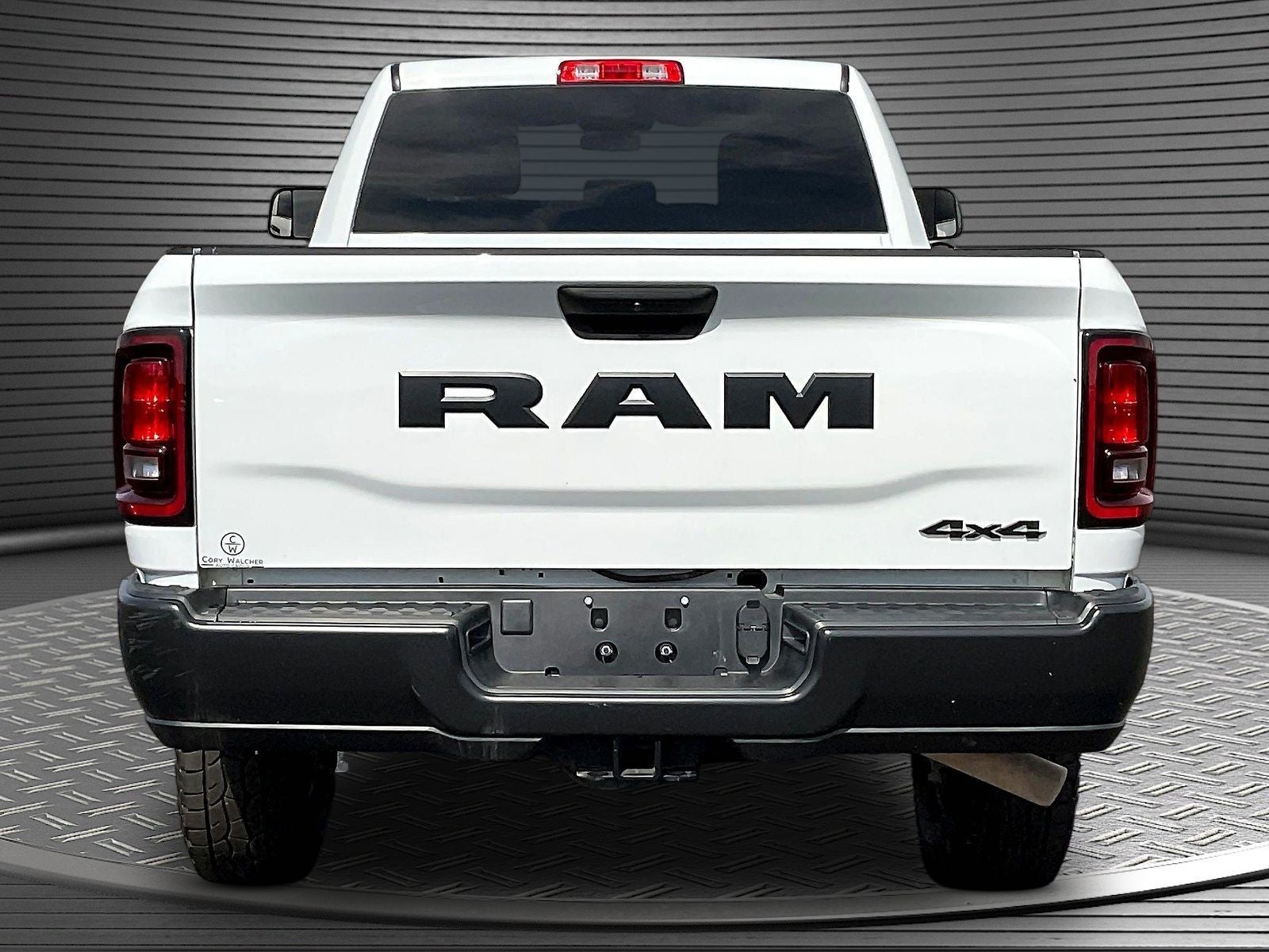 2022 RAM 2500 Tradesman Crew Cab 4x4 8' Box