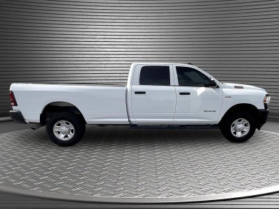2022 RAM 2500 Tradesman Crew Cab 4x4 8' Box