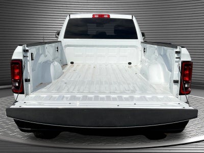 2022 RAM 2500 Tradesman Crew Cab 4x4 8' Box