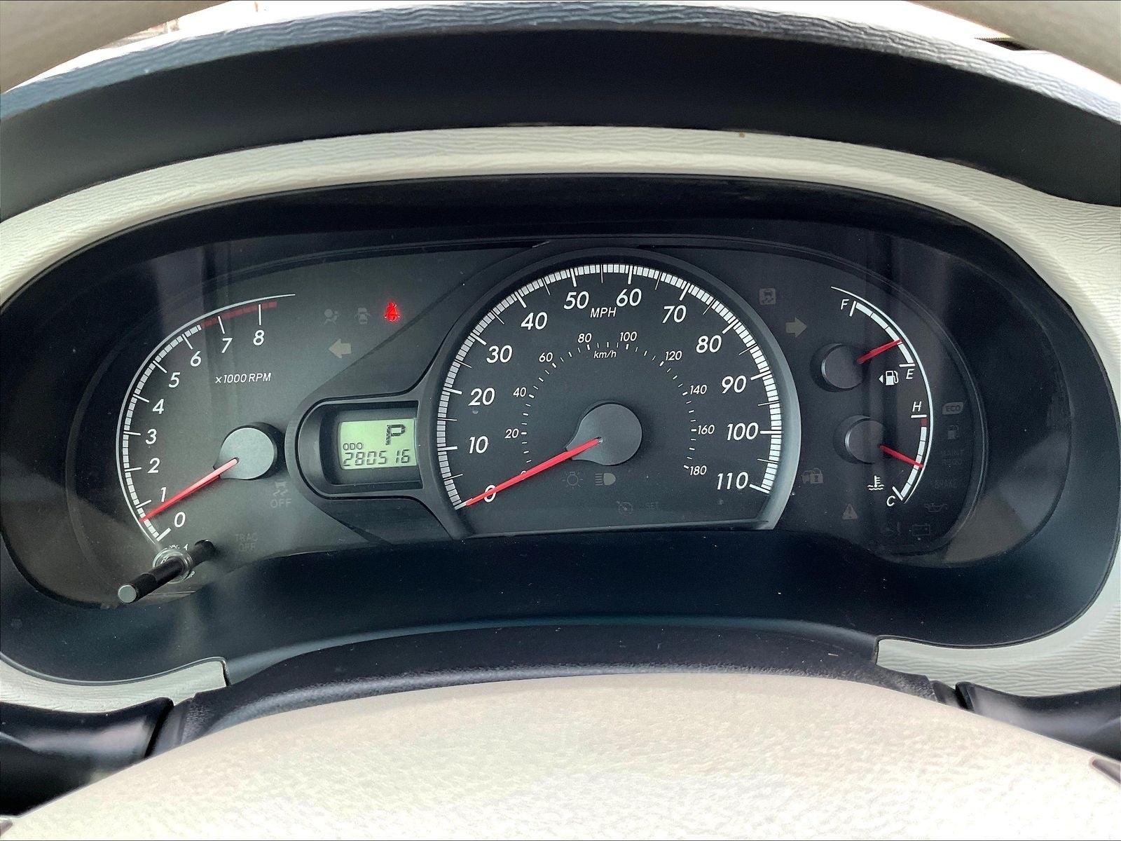 2013 Toyota Sienna LE V6 8 Passenger