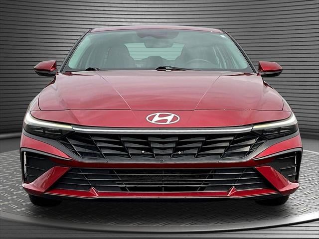 Used 2024 Hyundai Elantra SEL with VIN KMHLM4DG9RU740020 for sale in Arkansas City, KS