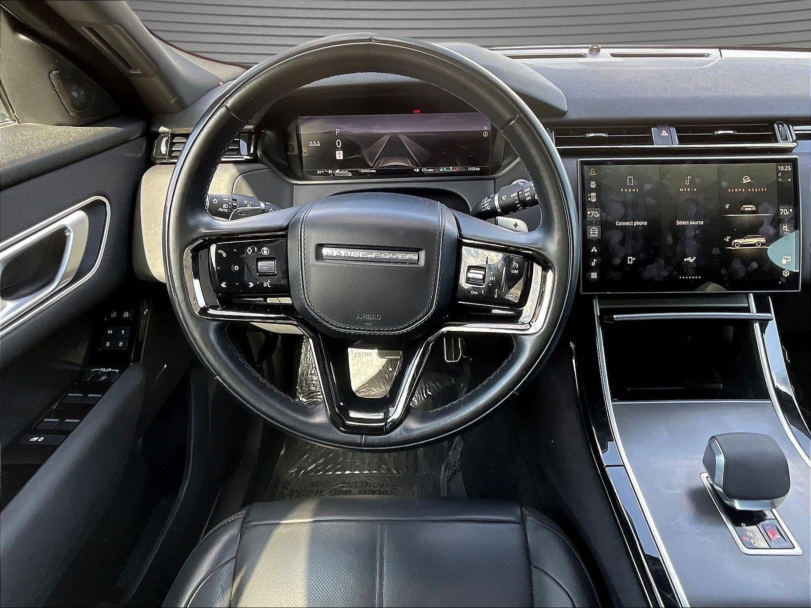 2025 Land Rover Range Rover Velar P250 Dynamic SE